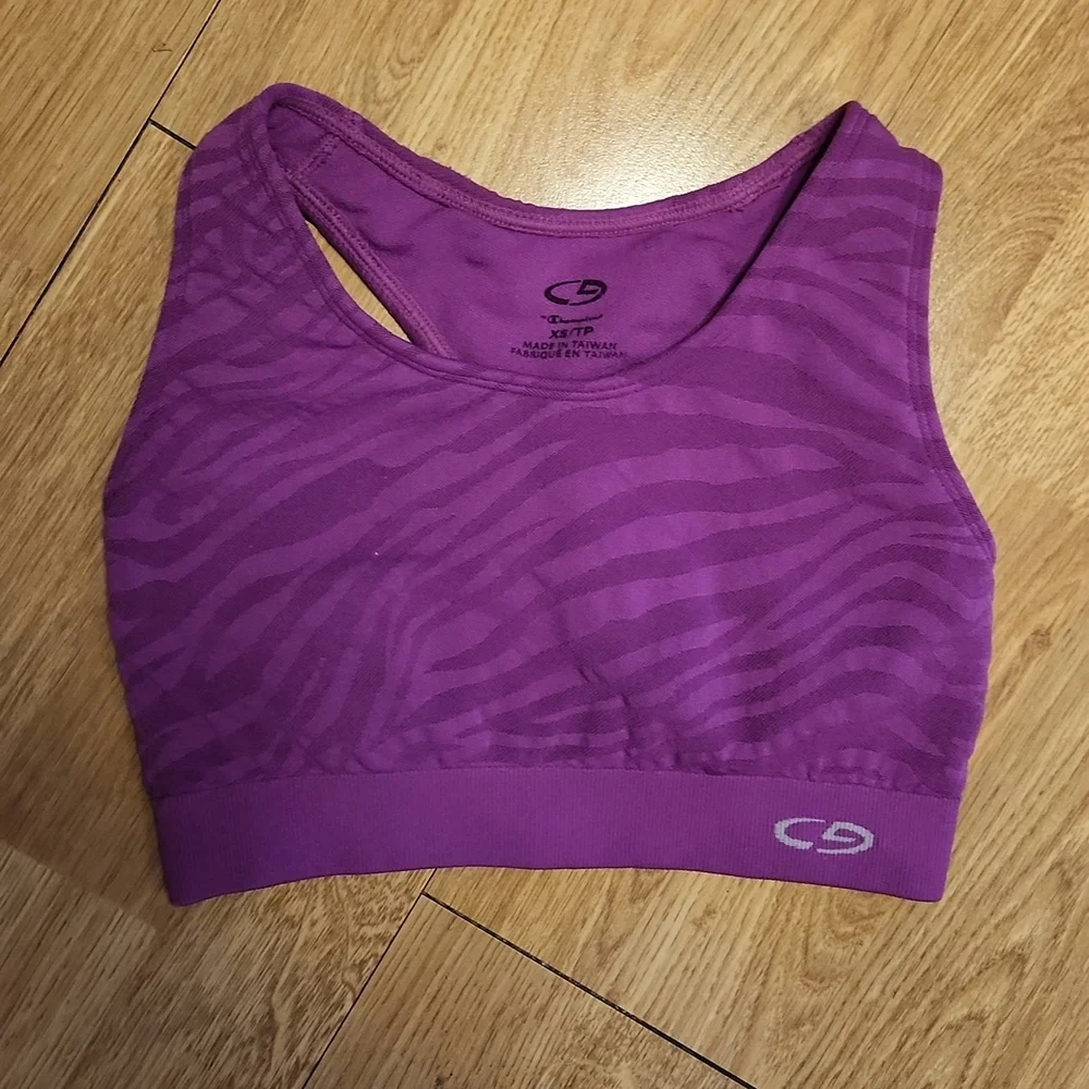 Lot of 2 Champion XS sports bras.